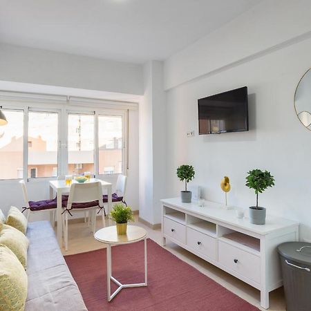 Apartamento Mp6-Cathedral Views Apt Right On The Beach Málaga Exterior foto