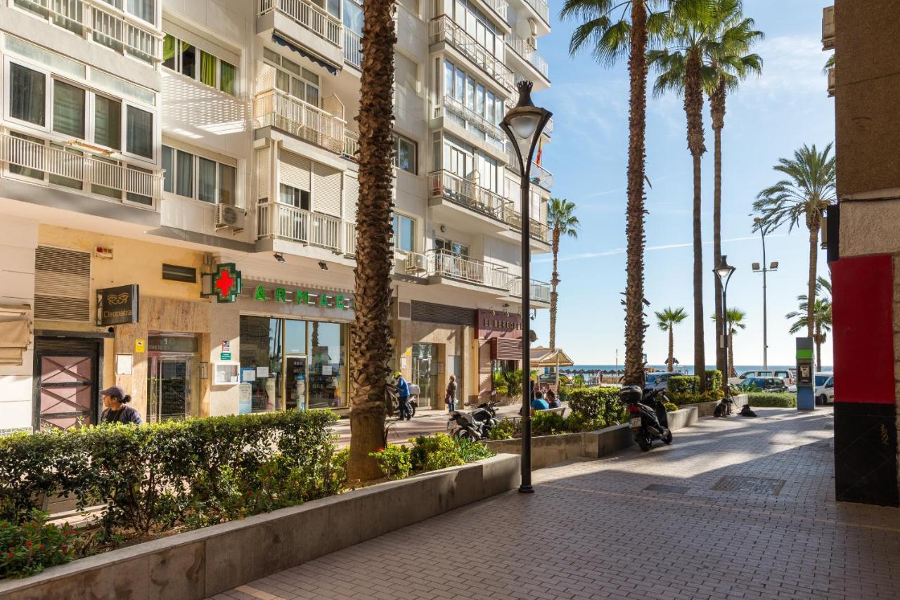 Apartamento Mp6-Cathedral Views Apt Right On The Beach Málaga Exterior foto