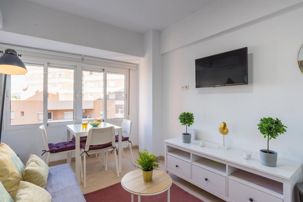 Apartamento Mp6-Cathedral Views Apt Right On The Beach Málaga Exterior foto