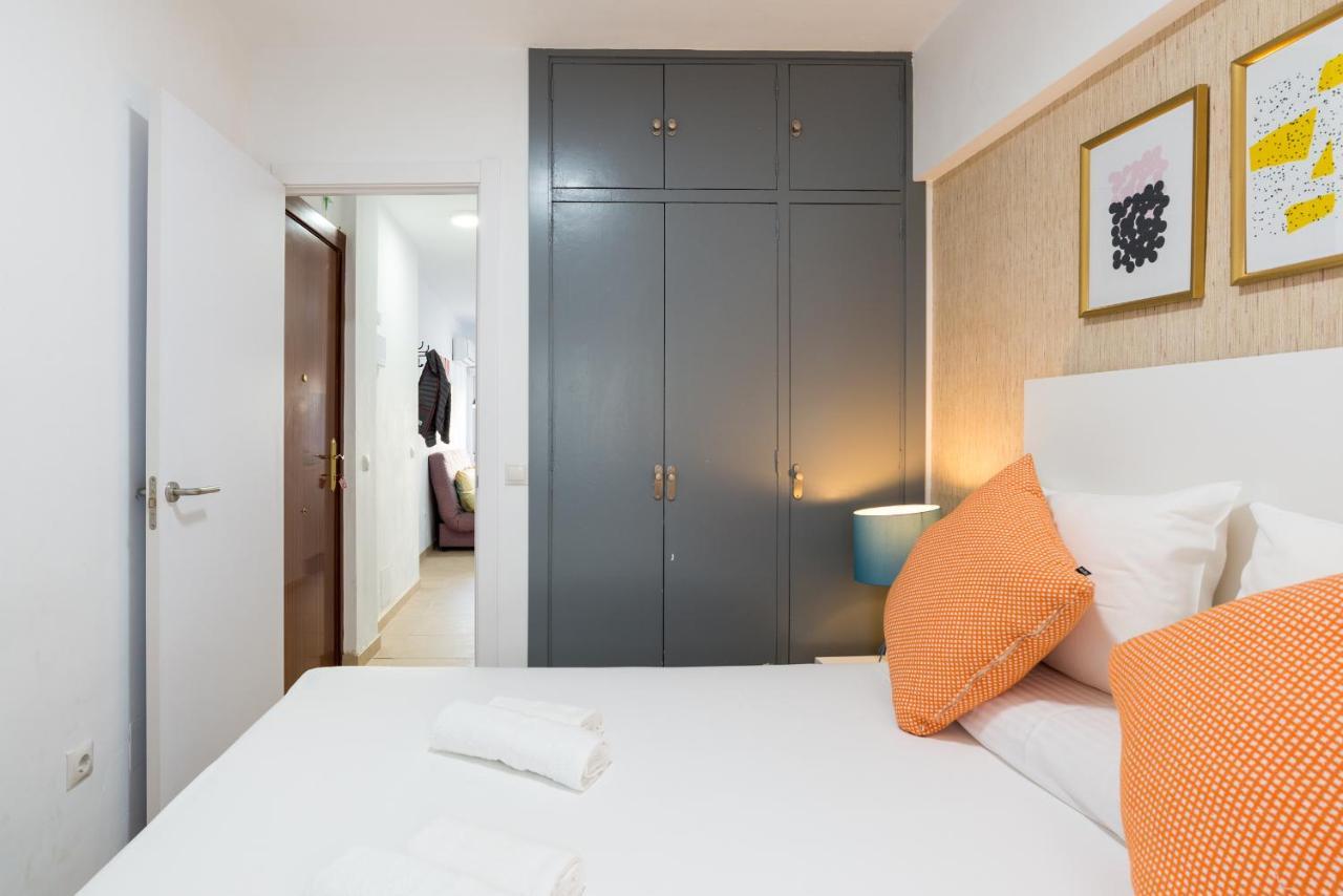 Apartamento Mp6-Cathedral Views Apt Right On The Beach Málaga Exterior foto